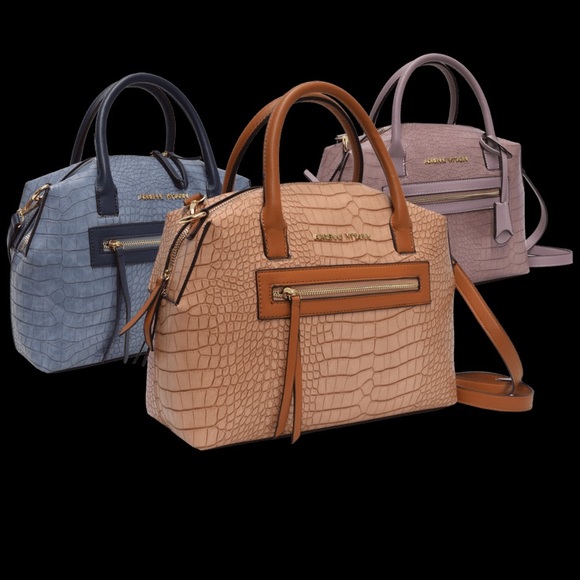 ADRIENNE VITTADINI | Croco Satchel Natural - Picture 16 of 16
